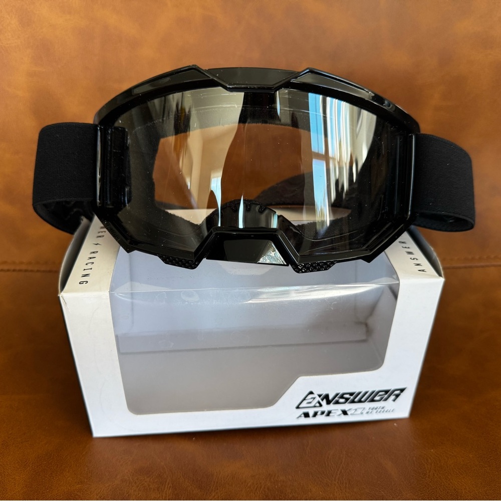 Answer Apex Black Goggles